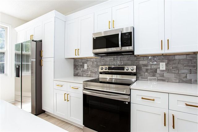 8071 Beachwood Drive, Murrayville, GA 30564
