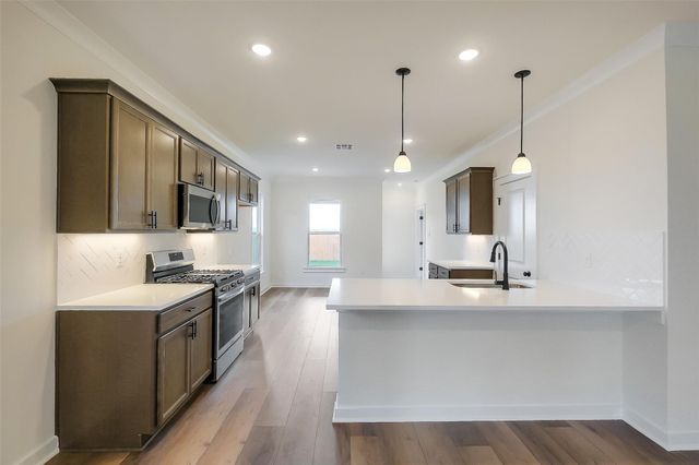 818 Countryside Glade Lane, Bonney, TX 77583