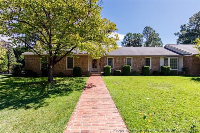 417 Wayberry Drive, Fayetteville, NC 28303
