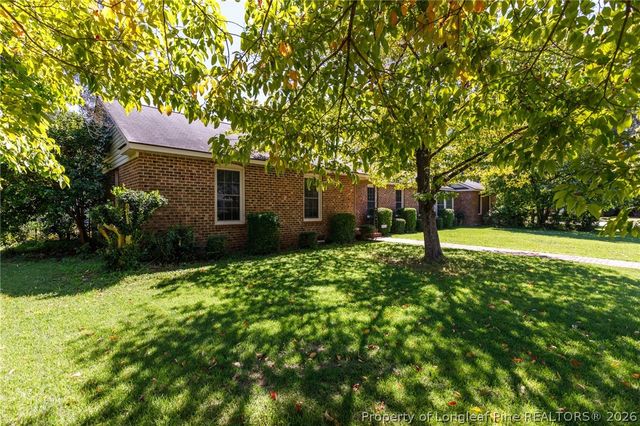 417 Wayberry Drive, Fayetteville, NC 28303