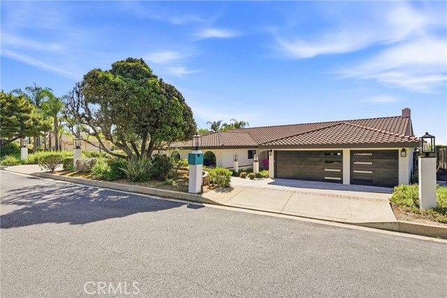 2532 E Vista Drive, Upland, CA 91784