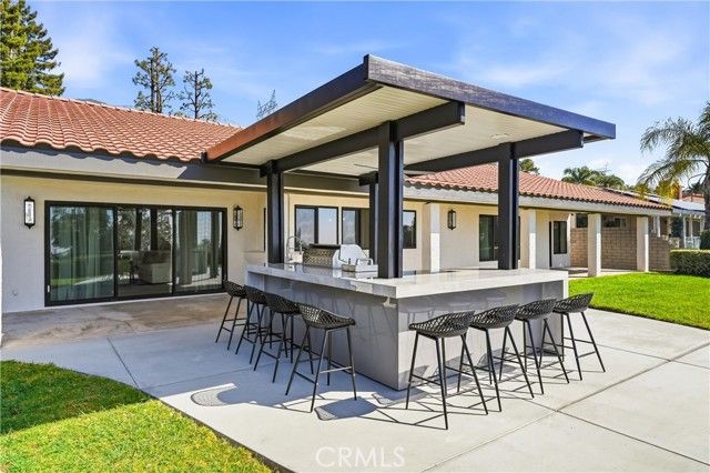 2532 E Vista Drive, Upland, CA 91784