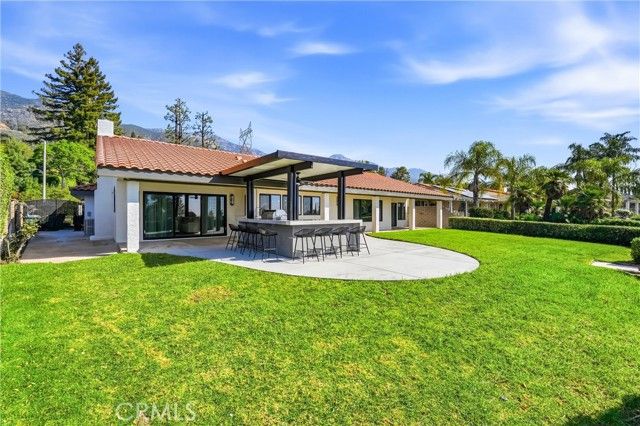 2532 E Vista Drive, Upland, CA 91784