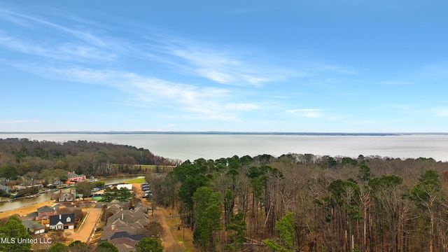28 Moss Woods Cove, Madison, MS 39110