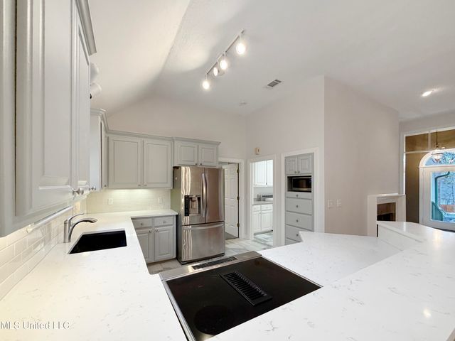 28 Moss Woods Cove, Madison, MS 39110