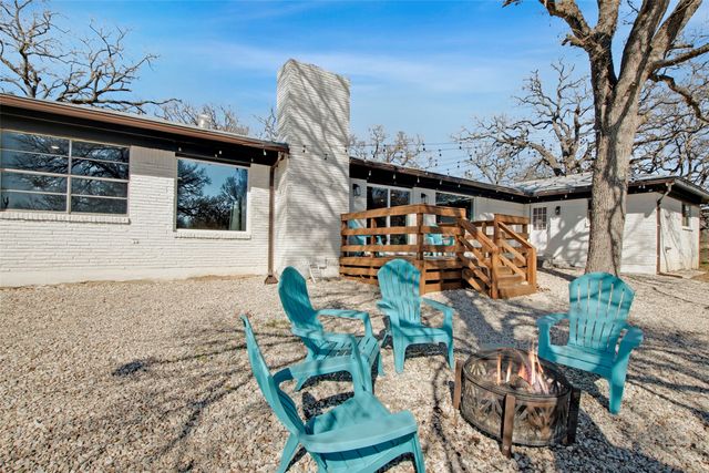 2512 Roosevelt Drive, Dalworthington Gardens, TX 76016
