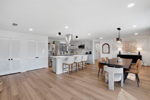 2512 Roosevelt Drive, Dalworthington Gardens, TX 76016
