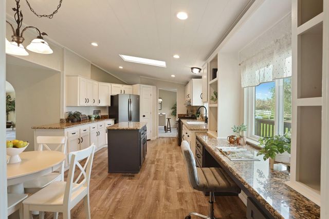 3320 W Durham Ferry Rd, Tracy, CA 95304