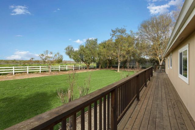 3320 W Durham Ferry Rd, Tracy, CA 95304