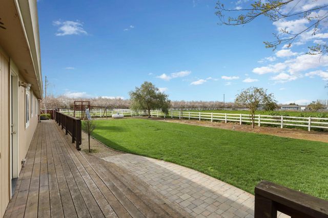 3320 W Durham Ferry Rd, Tracy, CA 95304