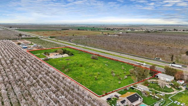 3320 W Durham Ferry Rd, Tracy, CA 95304