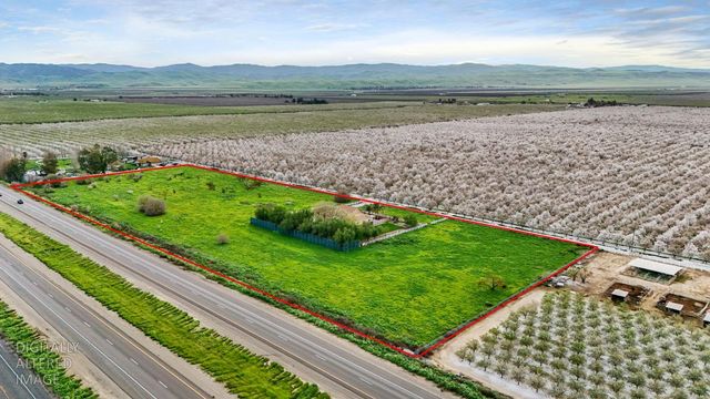 3320 W Durham Ferry Rd, Tracy, CA 95304