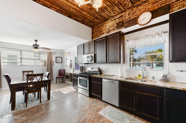 1229 31st Avenue, Gulfport, MS 39501