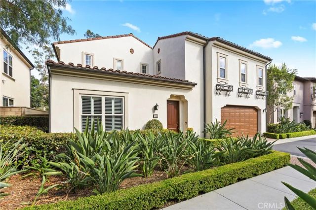 205 Mantle, Irvine, CA 92618