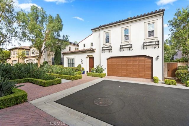 205 Mantle, Irvine, CA 92618