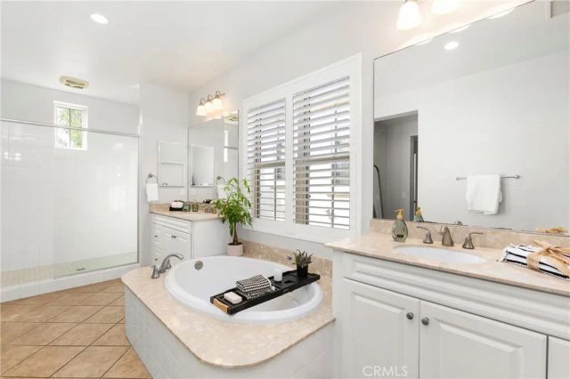 205 Mantle, Irvine, CA 92618