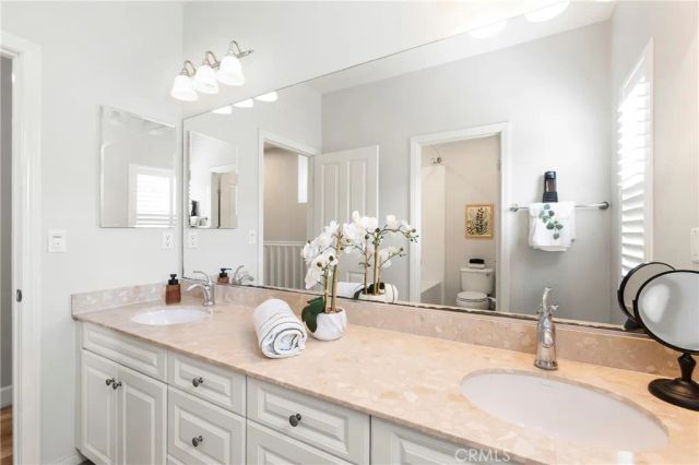 205 Mantle, Irvine, CA 92618