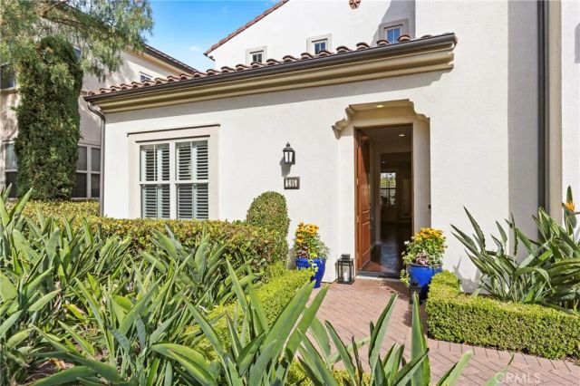 205 Mantle, Irvine, CA 92618