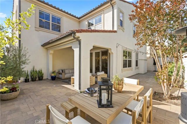 205 Mantle, Irvine, CA 92618