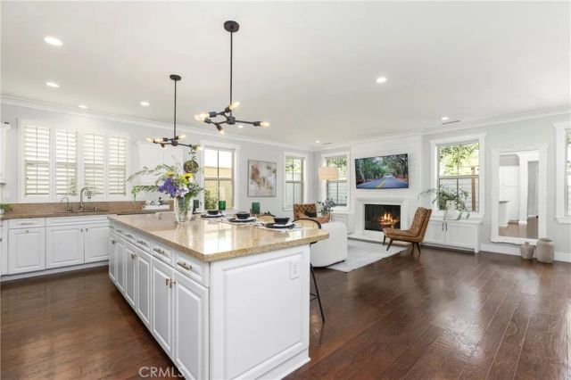 205 Mantle, Irvine, CA 92618