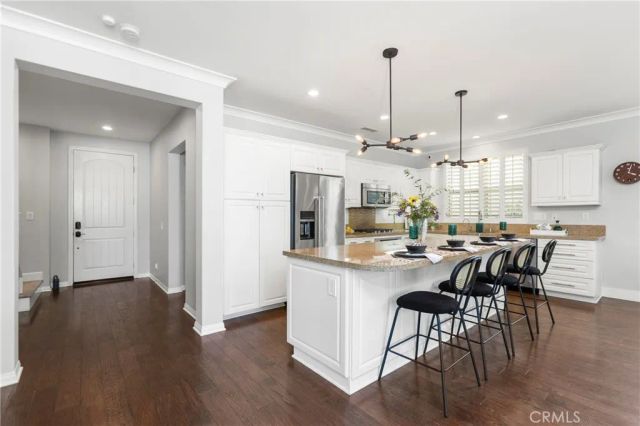 205 Mantle, Irvine, CA 92618