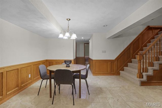 7461 Leslie Drive, Edwardsville, IL 62025