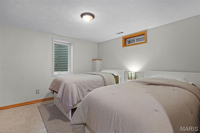 7461 Leslie Drive, Edwardsville, IL 62025