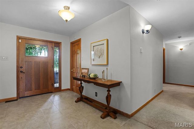 7461 Leslie Drive, Edwardsville, IL 62025