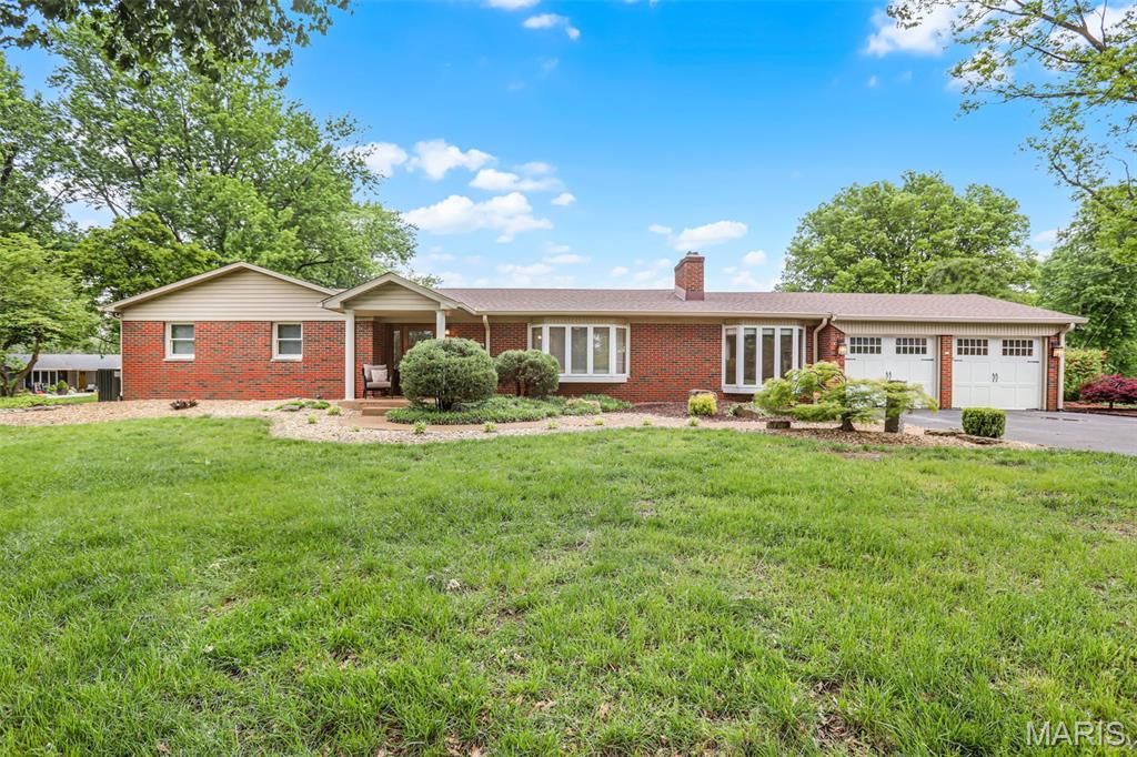 7461 Leslie Drive, Edwardsville, IL 62025
