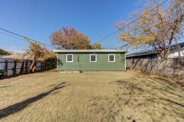 4511 40th Street, Lubbock, TX 79414