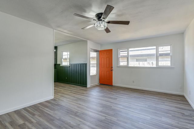 4511 40th Street, Lubbock, TX 79414