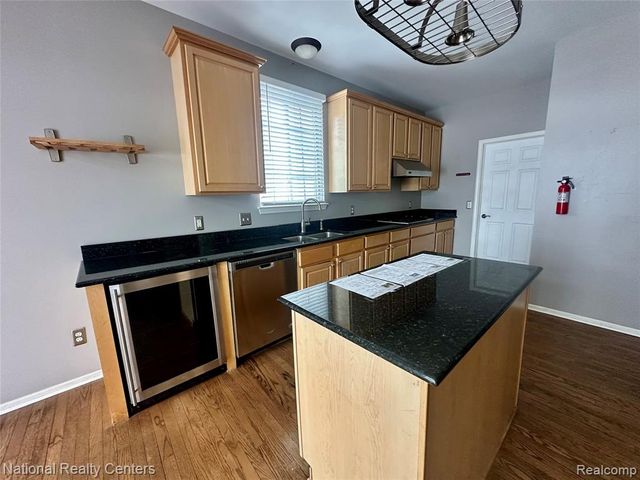 11152 Woodfield Parkway, Grand Blanc, MI 48439