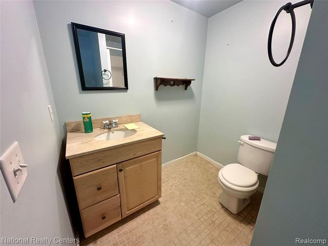 11152 Woodfield Parkway, Grand Blanc, MI 48439