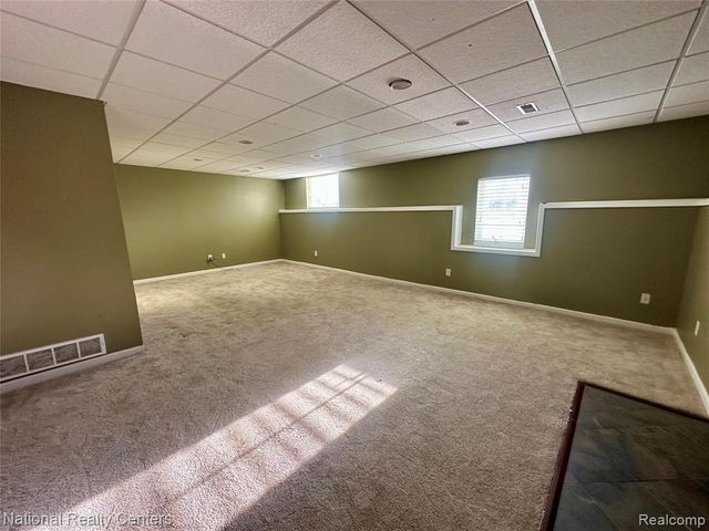 11152 Woodfield Parkway, Grand Blanc, MI 48439