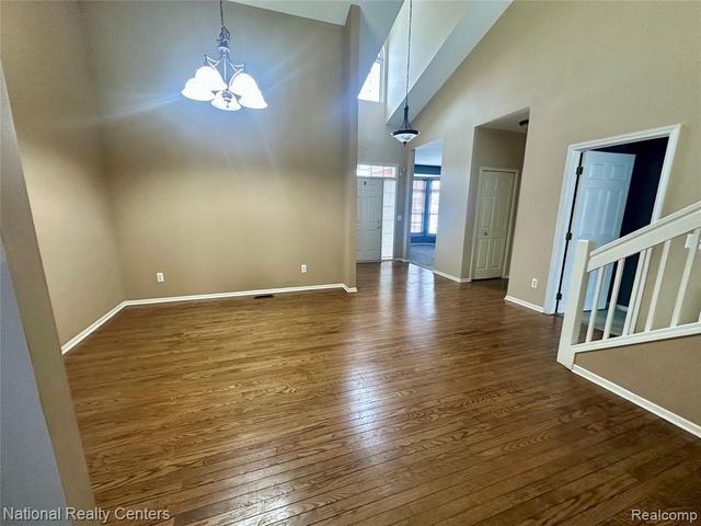 11152 Woodfield Parkway, Grand Blanc, MI 48439