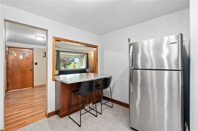 3322 Cherry Street, West Mifflin, PA 15122