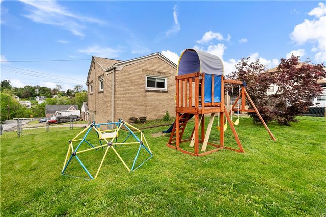 3322 Cherry Street, West Mifflin, PA 15122