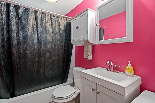 3322 Cherry Street, West Mifflin, PA 15122