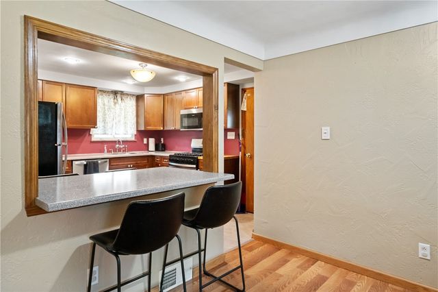 3322 Cherry Street, West Mifflin, PA 15122