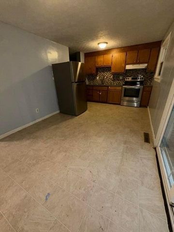940 Tellega Avenue, Columbus, OH 43207