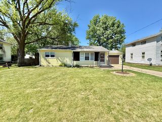 2390 New Milford Church Road, Rockford, IL 61109