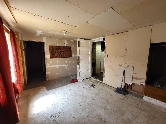 2414 E Longfellow Ave, Spokane, WA 99207