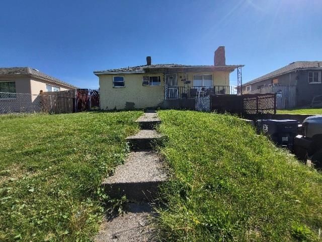 2414 E Longfellow Ave, Spokane, WA 99207