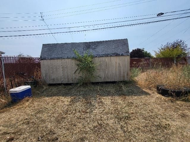 2414 E Longfellow Ave, Spokane, WA 99207