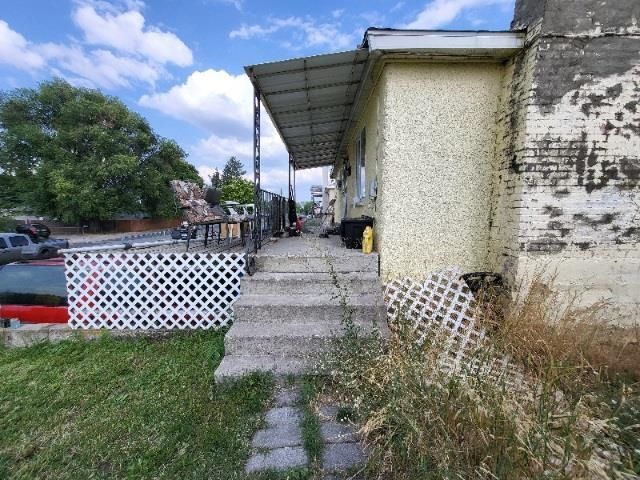 2414 E Longfellow Ave, Spokane, WA 99207