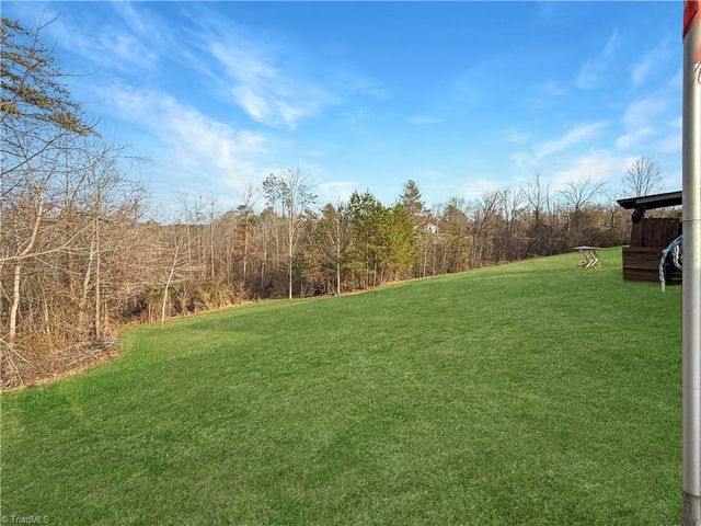 204 Freeman Ridge Trail, Pilot Mountain, NC 27041