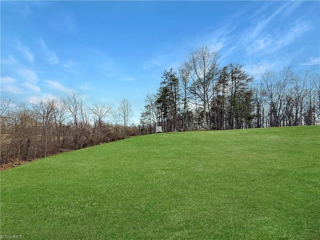 204 Freeman Ridge Trail, Pilot Mountain, NC 27041