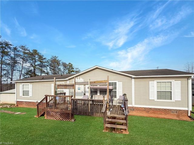 204 Freeman Ridge Trail, Pilot Mountain, NC 27041