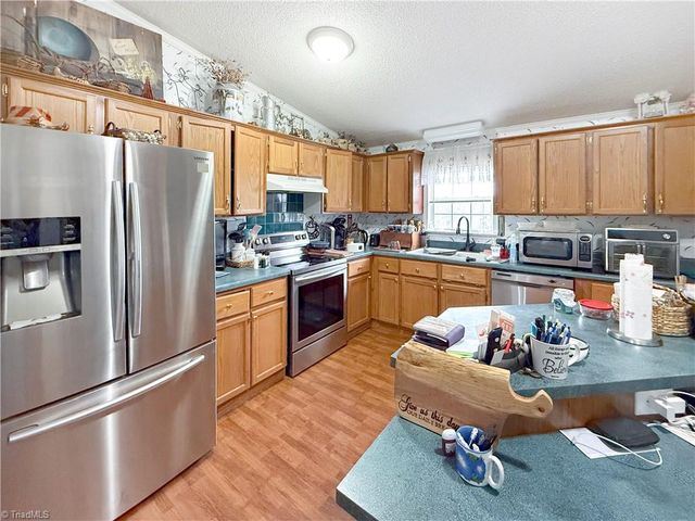 204 Freeman Ridge Trail, Pilot Mountain, NC 27041