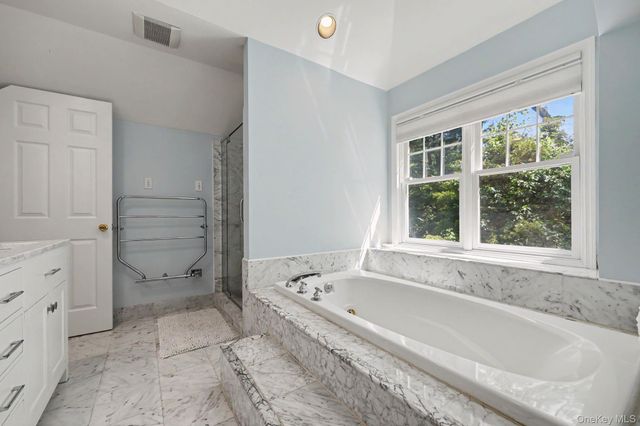 13 Lia Fail Way, Greenwich, CT 06807